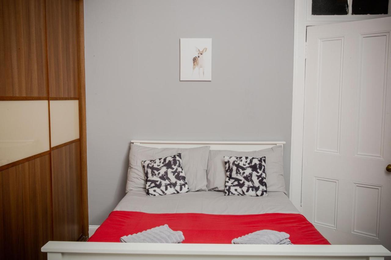 Appartement Bonhill Getaway à Dumbarton Extérieur photo